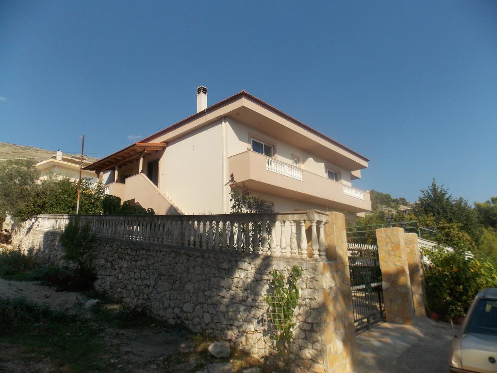 Guest House Vila Bega Saranda Dış mekan fotoğraf