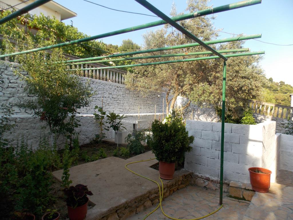 Guest House Vila Bega Saranda Dış mekan fotoğraf
